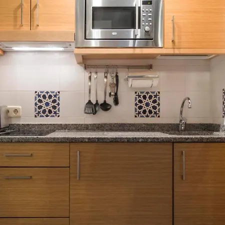 La Del Libro By Ap * Toledo