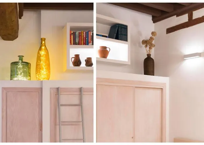 La Del Libro By Ap * Toledo