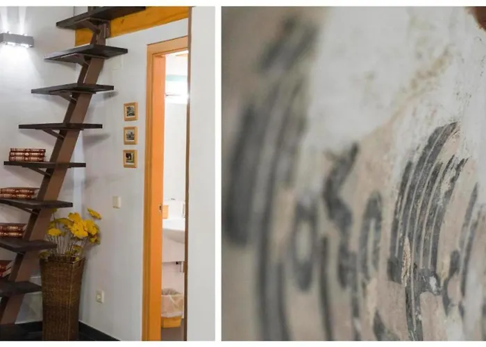 La Del Libro By Ap * Toledo