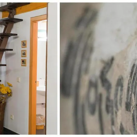 La Del Libro By Ap * Toledo